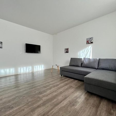 Modern Apartment - Centro بادوفا المظهر الخارجي الصورة